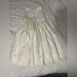 Cinderella- Girls Size 7 - Ivory Formal Dress and Gloves